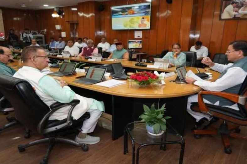 धामी कैबिनेट के बड़े फैसले: पशुपालन, पर्यटन, शिक्षा और स्वास्थ्य से जुड़े 13 अहम निर्णयों पर मुहर