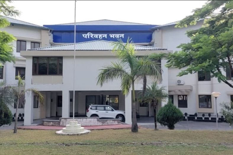 उत्तराखंड: बाहरी राज्यों से आने वाले हाइब्रिड वाहनों पर लगेगा ‘ग्रीन सेस’, परिवहन विभाग ने भेजा प्रस्ताव