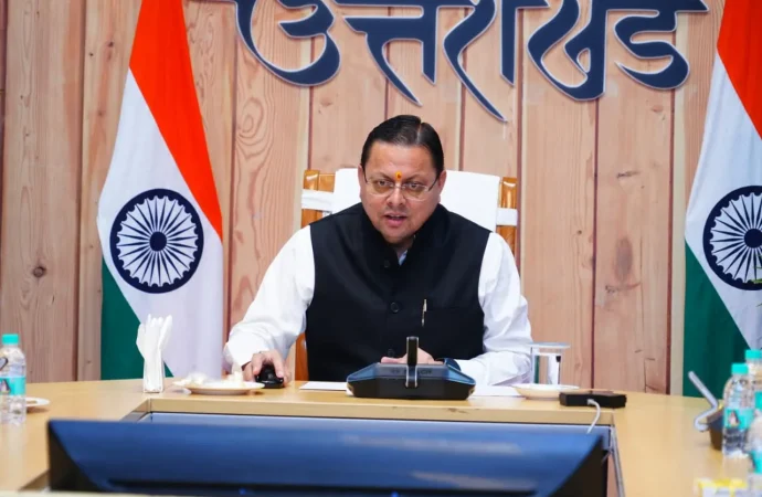 मुख्यमंत्री  पुष्कर सिंह धामी ने 4,400 श्रमिकों को वितरित किए 11 करोड़ रुपये
