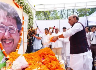 रक्षा मंत्री राजनाथ सिंह और सीएम धामी ने स्व. जसपाल राणा को दी श्रद्धांजलि