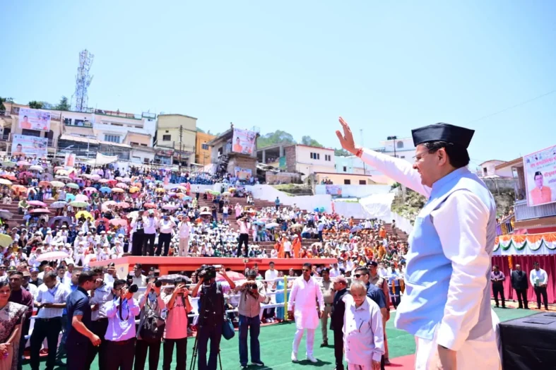 पौड़ी को मुख्यमंत्री की बड़ी सौगात: अंबेडकर भवन में विज्ञान संग्रहालय का लोकार्पण, 110 करोड़ की योजनाओं का शुभारंभ
