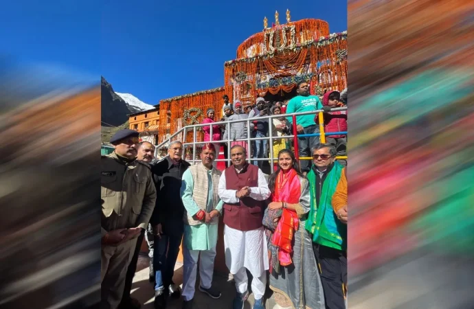 मशहूर उद्योगपति मुकेश अंबानी ने किए बदरी-केदार के दर्शन, मंदिर समिति (BKTC) को दान किए ₹10 करोड़