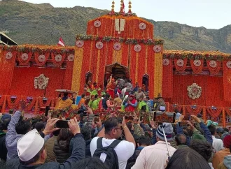 बद्रीनाथ मंदिर चढ़ावा प्रकरण: कांग्रेस ने बीकेटीसी भंग कर निष्पक्ष जांच की उठाई मांग