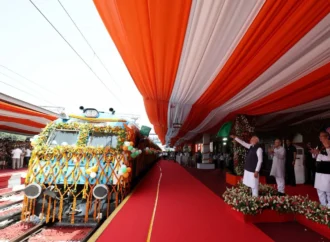 भारत की पहली हाइड्रोजन ट्रेन को पीएम मोदी ने दिखाई हरी झंडी, दुनिया का पांचवां देश बना भारत