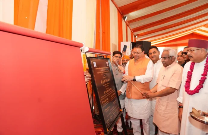 हरिद्वार गंगा कॉरिडोर को मिली नई रफ्तार, सीएम धामी ने ₹235 करोड़ की चार परियोजनाओं का किया शिलान्यास
