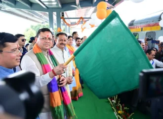 ‘सोमनाथ स्वाभिमान पर्व’ पर विशेष रेल यात्रा का शुभारंभ, 700 श्रद्धालु हुए रवाना
