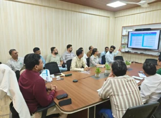 PM आवास योजना में देरी पर सचिव आवास सख्त, 15 अगस्त से पहले कार्य पूरे करने के निर्देश