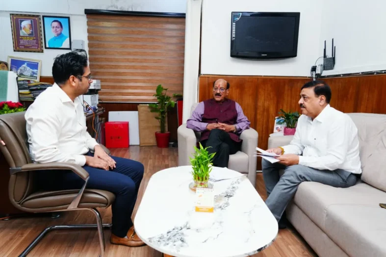 टिहरी में मेडिकल कॉलेज निर्माण की कवायद तेज, भूमि चयन और रूपरेखा पर हुई विस्तृत चर्चा