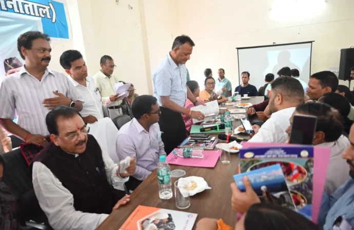 जन-जन तक पहुंच रहा सरकार का अभियान, 73 कैंपों में 64 हजार से ज्यादा लोगों ने लिया हिस्सा