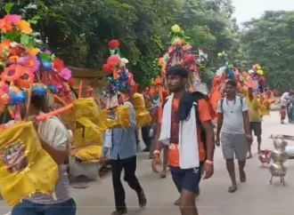 हरिद्वार शिवमय: कांवड़ यात्रा 2026 का भव्य आगाज़, गंगाजल लेकर रवाना हुए लाखों शिवभक्त