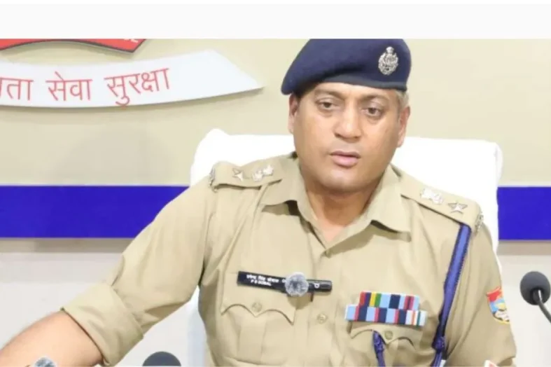 जज के पिता से मारपीट मामले में कार्रवाई, धारा चौकी इंचार्ज लाइन हाजिर