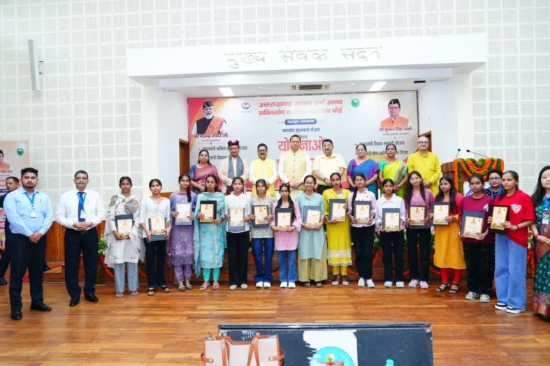 निर्माण श्रमिकों के स्वास्थ्य और सुरक्षा पर सरकार का फोकस, नई योजनाओं का शुभारंभ