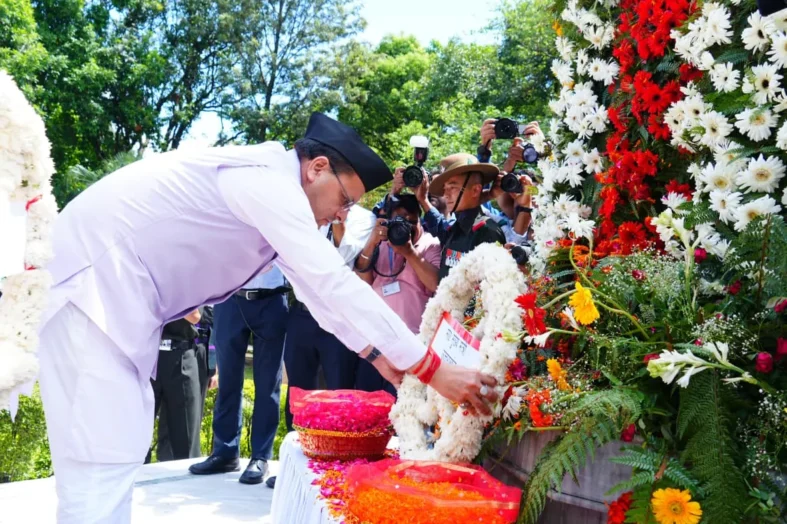 कारगिल विजय दिवस: मुख्यमंत्री धामी ने शहीदों को श्रद्धांजलि दी, परमवीर चक्र विजेताओं की सहायता राशि अब ₹2 करोड़