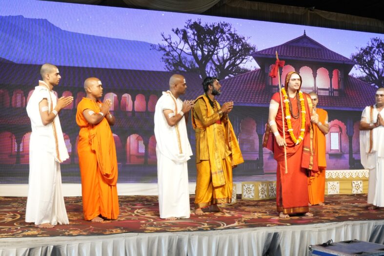 गुरु पूर्णिमा महोत्सव में गूंजा ब्रह्मज्ञान का संदेश, पूर्ण गुरु के मार्गदर्शन से ही संभव है आत्मिक उन्नति