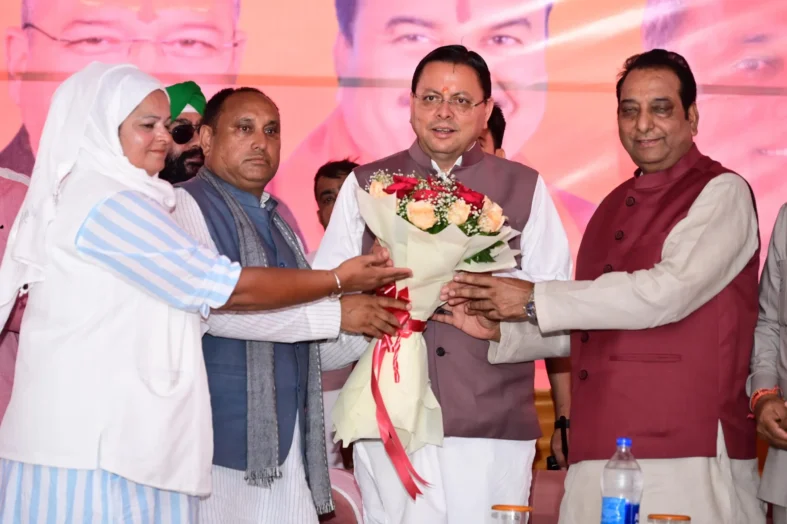 धामी सरकार का संकल्प— अल्पसंख्यक समाज के हर वर्ग तक पहुंचे विकास की रोशनी