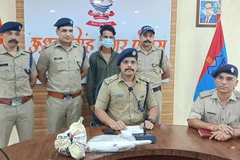 ₹5 हजार के शक में दोस्त बना कातिल, बेरहमी से हत्या कर निर्माणाधीन मकान के पास फेंका शव