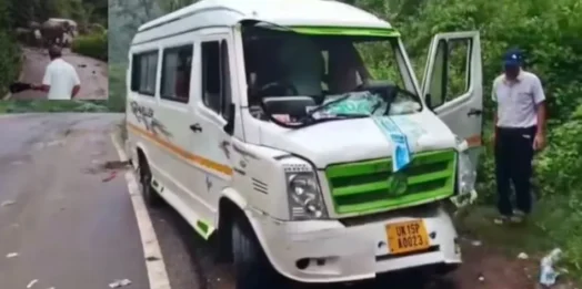 कोटद्वार में हाईवे पर हाथियों का तांडव, टेंपो ट्रैवलर क्षतिग्रस्त; ढाई घंटे जाम