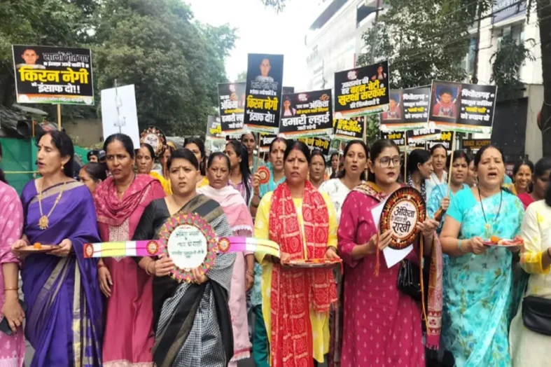 अंकिता भंडारी को न्याय की मांग को लेकर महिला कांग्रेस का मुख्यमंत्री आवास कूच