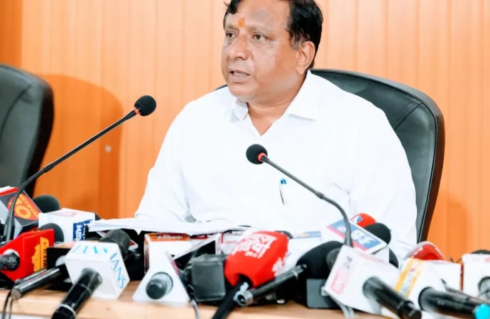 धामी कैबिनेट के ऐतिहासिक फैसले: जनकल्याण, रोजगार, शिक्षा और श्रमिक हितों को मिली नई रफ्तार