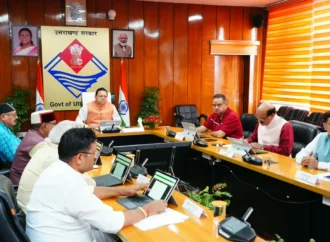 धामी कैबिनेट के 17 बड़े फैसले: उपनलकर्मियों को समान काम-समान वेतन, शहीदों के गांव में लगेंगी मूर्तियां