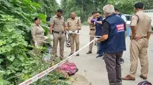 काशीपुर में 18 वर्षीय छात्रा का खून से सना शव मिलने से सनसनी