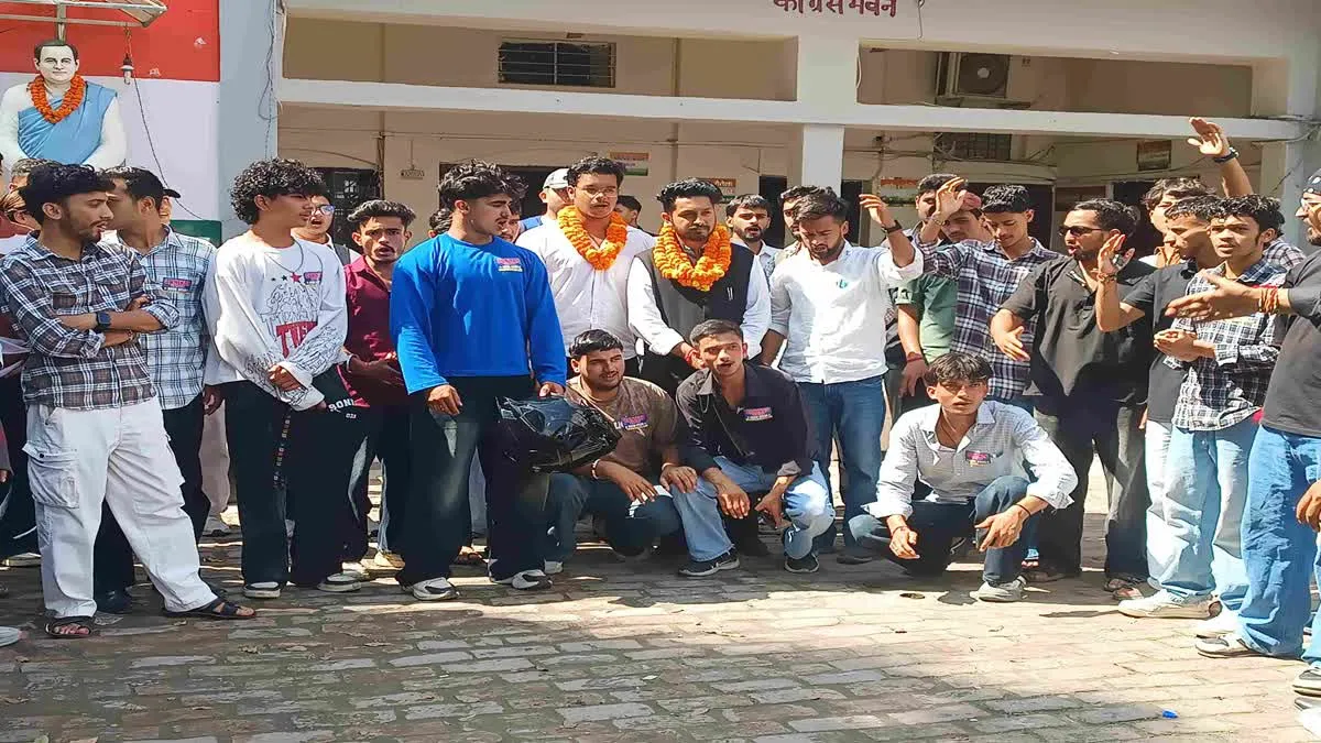 DAV PG कॉलेज में सौरभ सेमवाल और DBS कॉलेज में अभिनव कफलिया को NSUI ने बनाया अध्यक्ष पद का प्रत्याशी