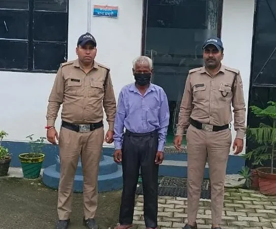 23 साल से फरार चल रहा वारंटी अभियुक्त गिरफ्तार, दून पुलिस ने बसंत विहार से दबोचा