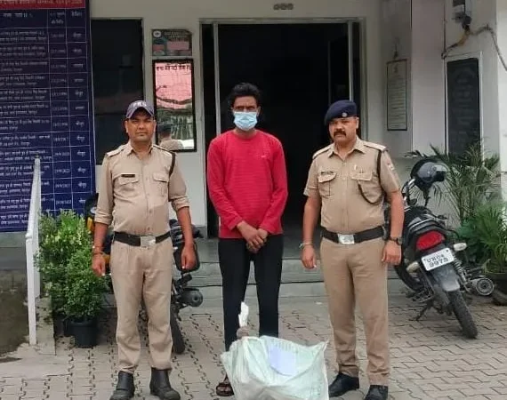 मोबाइल टावर में चोरी का खुलासा, दून पुलिस ने आरोपी को किया गिरफ्तार