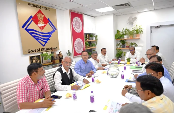 SIR को लेकर राजनीतिक दलों के साथ बैठक, 24.29 लाख नोटिसों पर सुनवाई पूरी