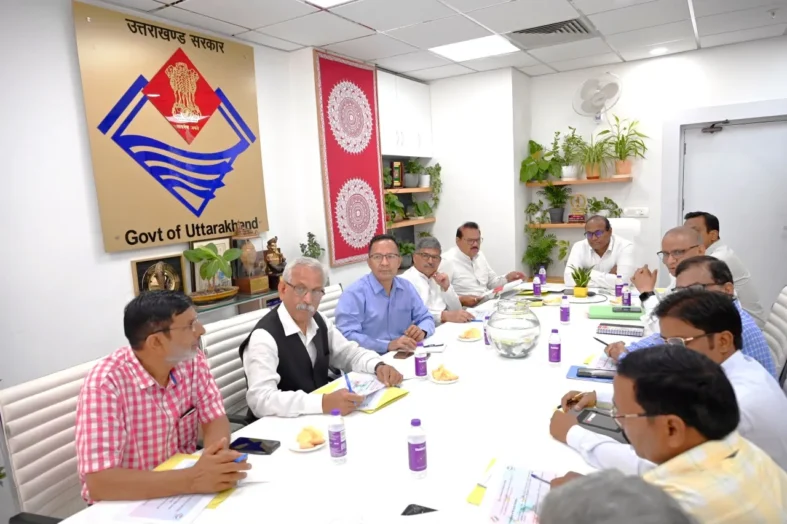 SIR को लेकर राजनीतिक दलों के साथ बैठक, 24.29 लाख नोटिसों पर सुनवाई पूरी