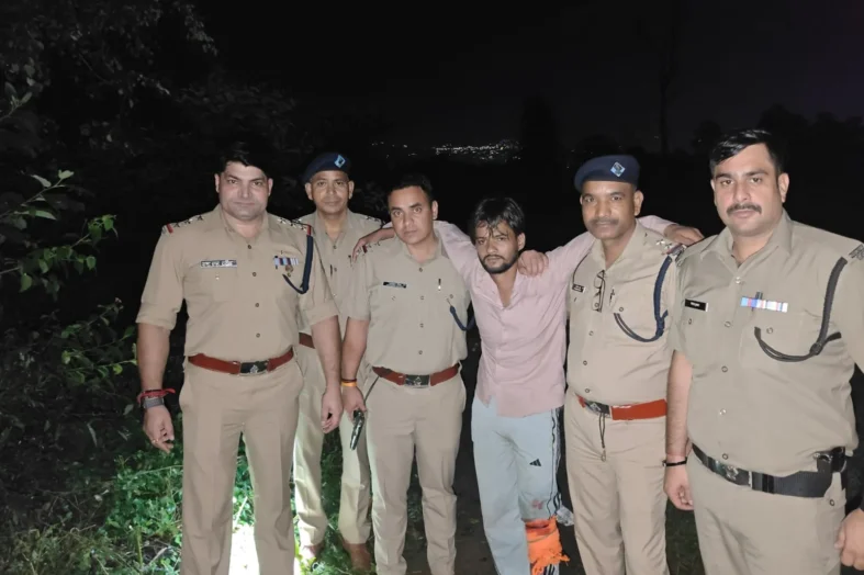 पटेल नगर में पुलिस-बदमाशों के बीच मुठभेड़, पैर में गोली लगने से एक बदमाश घायल