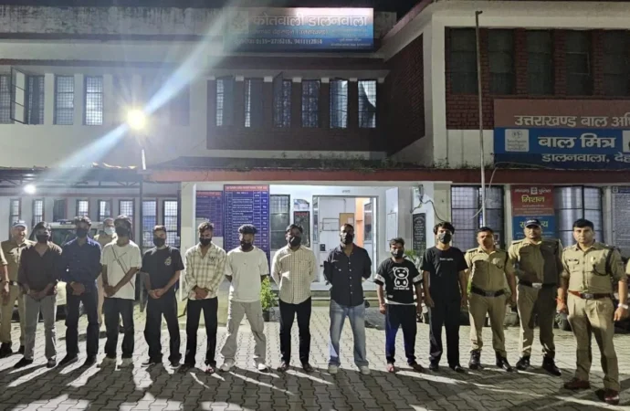 कोरोनेशन अस्पताल में मारपीट के मामले में 10 युवक गिरफ्तार