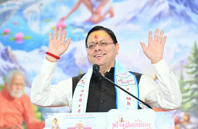 श्री बदरीनाथ धाम में मुख्यमंत्री ने की पूजा-अर्चना, मास्टर प्लान के कार्यों का लिया जायजा