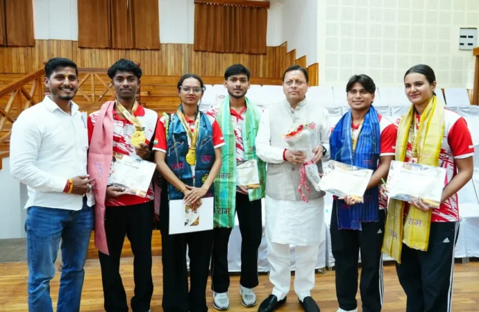 जनसमस्याओं का त्वरित एवं समयबद्ध समाधान सुनिश्चित करें – मुख्यमंत्री