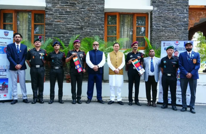पर्वतारोहियों का साहस, अनुशासन और टीम भावना युवाओं के लिए प्रेरणादायी: मुख्यमंत्री
