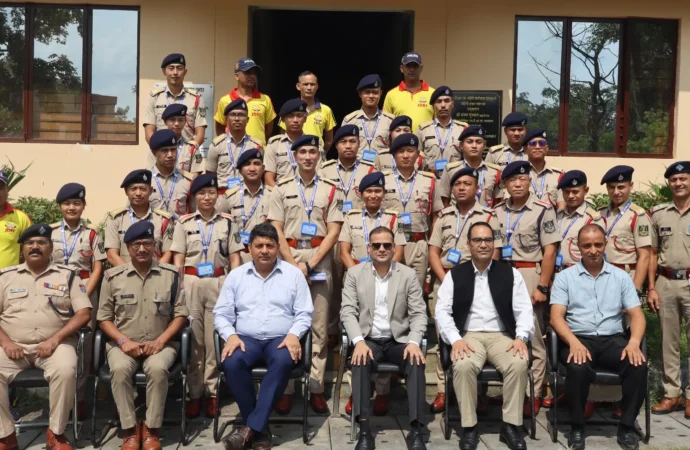 नार्थ ईस्टर्न पुलिस अकादमी(NEPA) के प्रशिक्षु अधिकारियों ने किया SDRF वाहिनी मुख्यालय का भ्रमण, आपदा प्रबंधन एवं रेस्क्यू कार्यप्रणाली की बारीकियों को जाना