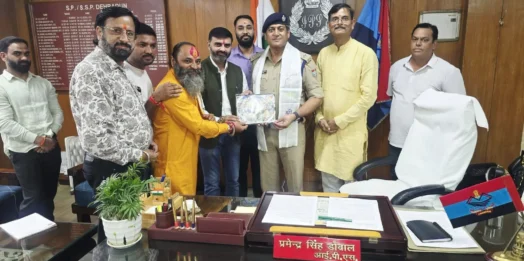 नशामुक्ति अभियान और संगठन के नाम के दुरुपयोग को लेकर एसएसपी से मिले विहिप-बजरंग दल पदाधिकारी