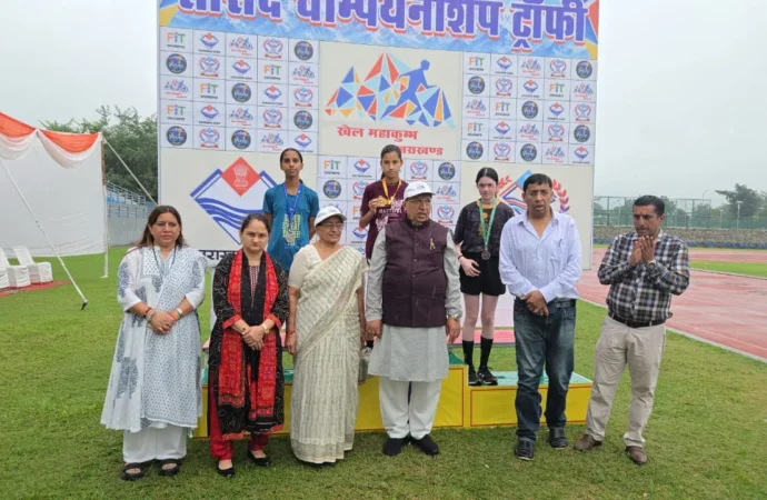 प्रधानमंत्री नरेन्‍द्र मोदी के मार्गदर्शन व मुख्यमंत्री पुष्कर सिहं धामी के दूरदर्शी नेतृत्व मे खेलो का हो रहा सम्रग विकास:डा. नरेश बंसल