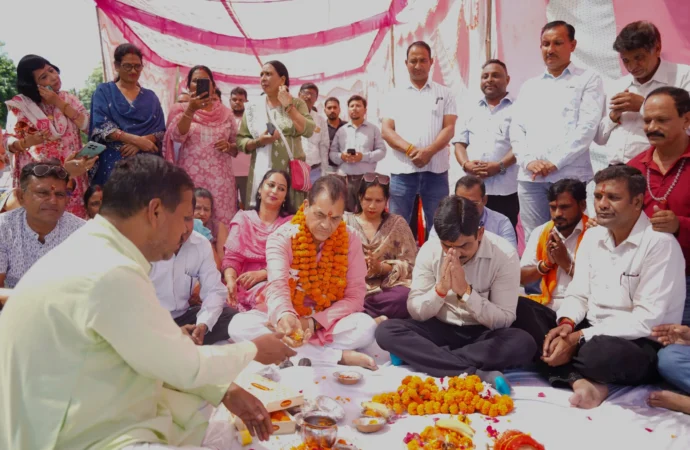 ऋषिकेश को मिली 357 करोड़ रुपये की बड़ी सौगात: आर.डी.एस.एस. योजना के तहत भूमिगत होंगी विद्युत लाइनें; महापौर श्री शंभू पासवान जी ने किया शुभारंभ