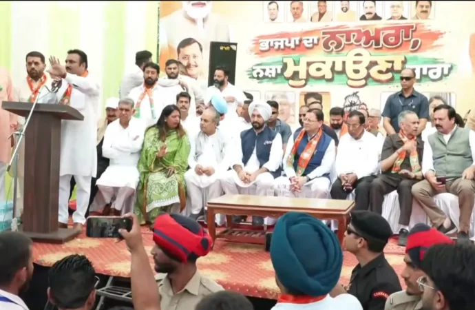 नशा मुक्त पंजाब, नशा मुक्त भारत के संकल्प के साथ पंजाब पहुंचे मुख्यमंत्री पुष्कर सिंह धामी