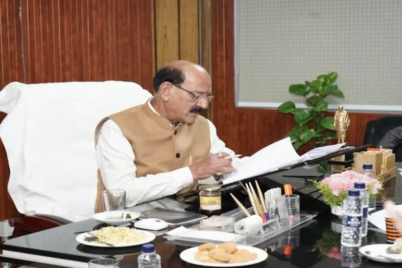 आशा कार्यकर्ताओं एवं आशा फैसिलिटेटर्स के मानदेय की धनराशि अवमुक्त : स्वास्थ्य मंत्री सुबोध उनियाल
