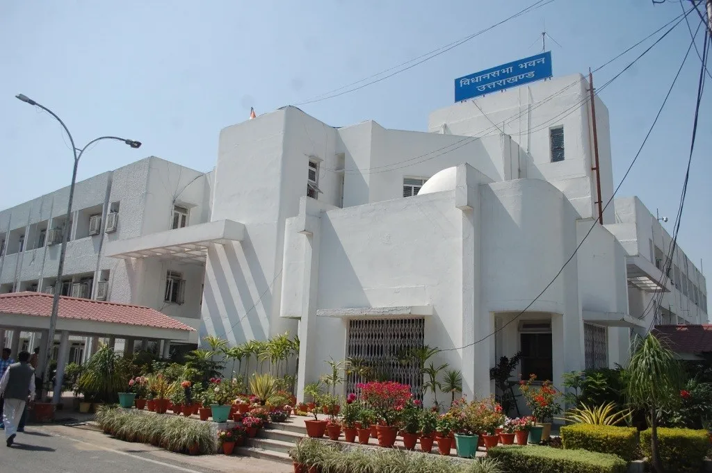 26 अक्टूबर से पहले होगा उत्तराखंड विधानसभा का मानसून सत्र, गैरसैंण में आयोजन की संभावना