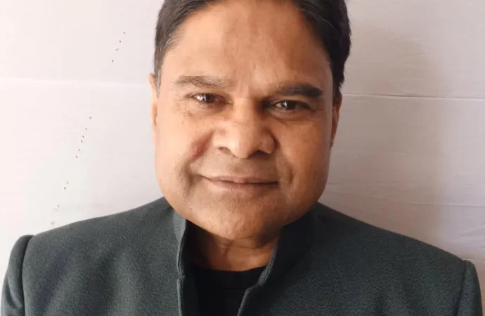 मोबाइल बंद कर अंडरग्राउंड हुआ आरोपी पति, पुलिस की तलाश तेज; एसआईटी सोमवार को दर्ज कर सकती है बयान