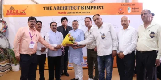 आर्किटेक्स एक्सपो के दूसरे दिन उमड़ी भीड़, परिवारों संग पहुंचे लोग, स्टॉलों पर जमकर हुई खरीद