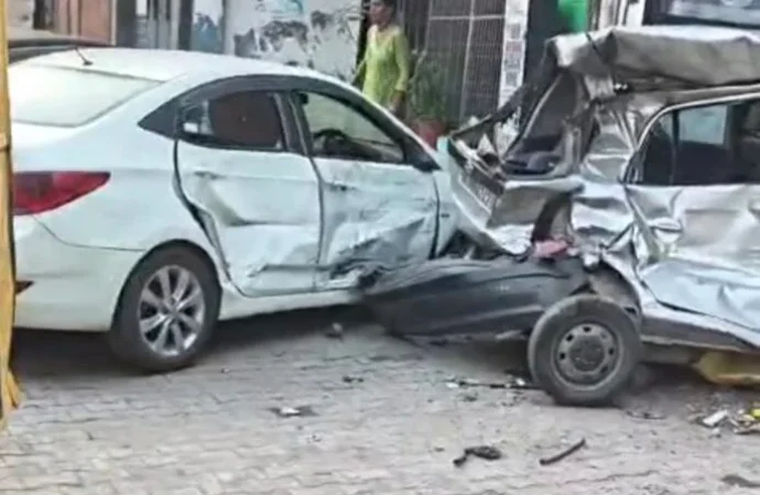 बिग ब्रेकिंग: ज्वालापुर में बेकाबू बस का कहर, कई वाहनों को रौंदा; एक का हाथ कटा