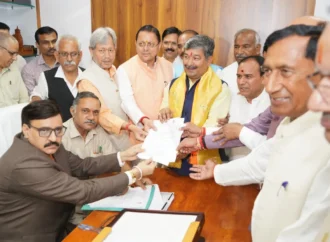 दिनेश आर्य ने दाखिल किया राज्यसभा चुनाव के लिए नामांकन, सीएम धामी समेत भाजपा विधायक रहे मौजूद