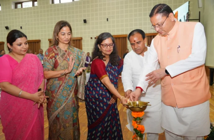उत्तराखंड का पूर्ण साक्षर राज्य बनना प्रत्येक प्रदेशवासी के लिए गौरव की उपलब्धि : मुख्यमंत्री