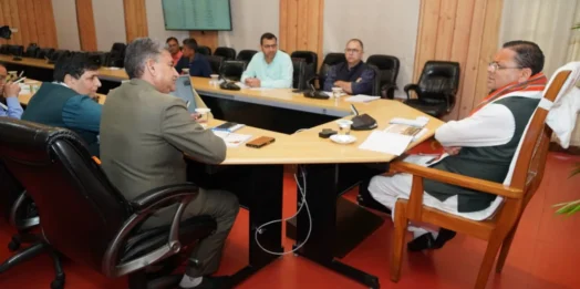 संस्कृत ग्रामों में सालभर नियमित रूप से आयोजित हों संस्कृत आधारित गतिविधियां – मुख्यमंत्री