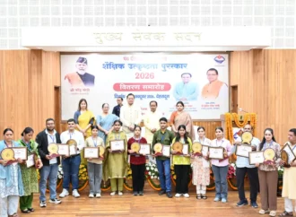 मेधावी विद्यार्थी उत्तराखंड के उज्ज्वल भविष्य के आधार स्तंभ : मुख्यमंत्री पुष्कर सिंह धामी