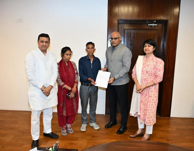 अंकिता भंडारी के माता-पिता ने सीबीआई के वरिष्ठ अधिकारियों से की मुलाकात